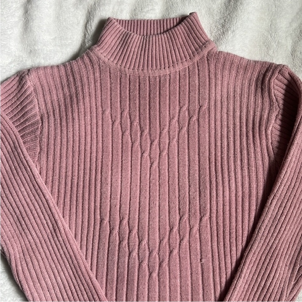 Women’s Size S Pink Ribbed Turtleneck Sweater - Picture 2 of 3